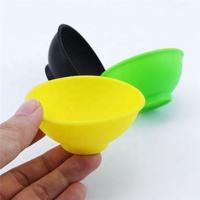 Bol en silicone avec logo personnalisé 67mm Pot contenant plusieurs couleurs Boîte de rangement pour la fumée de la cuisine Accès pour fumer du tabac et des herbes