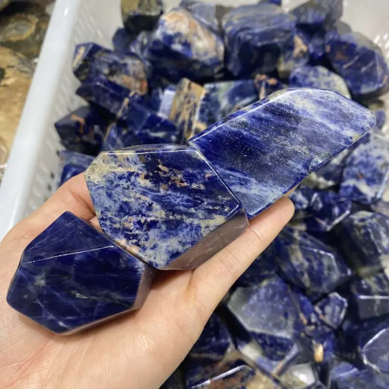 Высококачественный необработанный лечебный необработанный кристаллический камень с голубыми венами для продажи