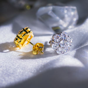 Boucles d'oreilles clous en Moissanite et diamant de laboratoire pour hommes et femmes, 6mm, 7.5mm, 9mm, 10mm, en argent sterling 925 plaqué or 14K, motif grappe de fleurs - Product Image 4