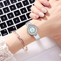 Montre pour femme au design unique, mouvement à quartz SEIKO, couleur blanche, bracelet en cuir, boîtier en alliage, cadran en verre