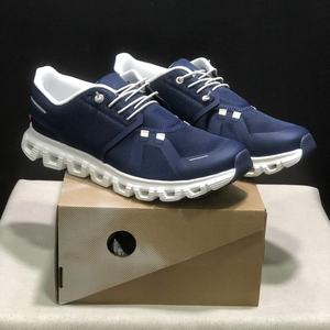 รองเท้าผ้าใบคุณภาพสูง น้ำหนักเบา รุ่น Cloud 6 รองรับแรงกระแทก พื้นหนา รองเท้าวิ่งกลางแจ้ง รองเท้าเทนนิสสำหรับทุกเพศ - Product Image 1