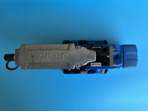 R901401731 4WRLE25V370M-4X/MXY/24A1 Direccional de Alta Respuesta 370L/min 350Bar para Sistemas Hidráulicos Industriales - Product Image 3