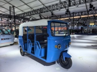 Marché de l'Éthiopie et du Kenya Taxi Tuk Tuk Bajaj Auto Rickshaw Trike électrique à 3 roues avec autonomie de 100 à 200km