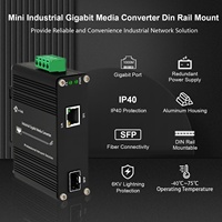 Convertisseur de média industriel mini Gigabit PoE+ sur rail DIN 30W avec entrée d'alimentation par bornier 12~48VDC