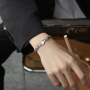 Fatto a mano, adatto a ragazzi e ragazze che amano apparire alla moda, in grado di esaltare il proprio temperamento. - Product Image 2