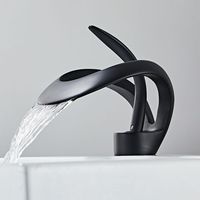 Robinet de lavabo moderne de luxe 2024, robinet de salle de bain en laiton à poignée unique, robinet de cascade pour hôtels