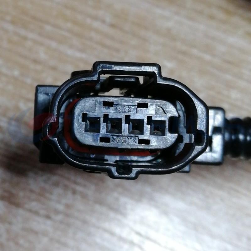 Car Connector For Honda For Toyota plug 8282133690 4 pins CT4-0246M-1