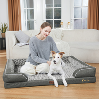 Lit pour chien moderne en mousse à mémoire de forme orthopédique, avec coussin orthopédique en forme de nid d'abeille en lin imperméable, pour les détaillants, OEM personnalisé