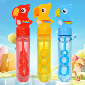 Lot de 24 mini-bâtonnets à bulles en forme d'animaux (papillons, perroquets) – Jouets à bulles en vrac pour fêtes, anniversaires et carnavals pour enfants - Product Image 6