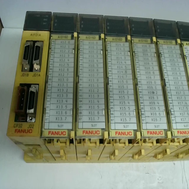 A03b-0807-c001 10-slot Backplane W/modules - 1x-aif01a, 6x-aid16d, 3x- Aod Industrial Automation Pac Plc Controller New Original