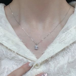 Xinfly Luxury Jewellery Square Shape 18k Gold Natural Diamond Necklace and <b>Earrings</b> - Product Image 2