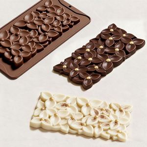 Geometric Heart-Shaped Silicone Cake <b>Mold</b> for Home Kitchen DIY <b>Hand</b> Tool Projects Cake Moulds - Product Image 6