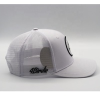 Casquette Trucker de Haute Qualité à 6 Panneaux en Maille avec Patch Tissé Cercle Blanc pour Extérieur