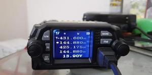 Radio de voiture <span class=keywords><strong>QYT</strong></span> KT-8900D, vente en gros, double bande, 25 watts, 200 canaux, écran LCD couleur, mini radio mobile, talkie-walkie - Product Image 2