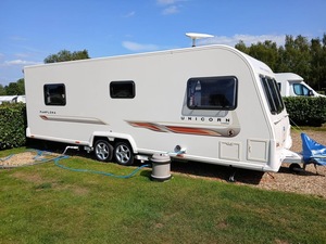 Moderna caravana mini 4x4 de moda, autocaravana ligera todoterreno con capacidad para 4 personas. - Product Image 3