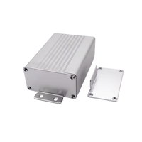 Boîtier de commande en aluminium extrudé OEM 55*30*100mm, anodisé IP54, pour châssis de robotique de drones, chargeur EV, module de contrôleur UAV