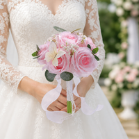 Bouquet de mariée artificiel en forme de rose avec décor papillon, ruban en organza et guirlande de perles, fleur artificielle pour la mariée