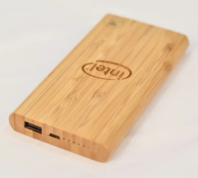 Round Edge Wood Power Bank 5000mAh with Embossed Company Logo Wireless Charging Holder 1 Piece