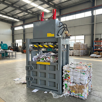 Compacteur vertical hydraulique pour déchets, idéal pour le compactage de plastique, feuilles, carton et canettes en aluminium
