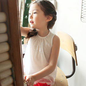 Vêtements pour enfants fabriqués en Inde, tuniques smockées pour filles - Product Image 3