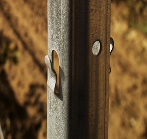 Poteau de signalisation carré perforé en acier galvanisé, poteaux en U, poteaux en U avec trous, kit de poteaux de signalisation - Product Image 3