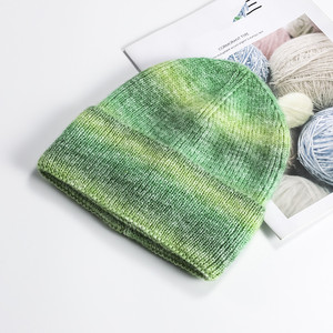 2024 automne/hiver femmes chaud épais tricot chapeau arc-en-ciel dégradé laine chaud chapeau - Product Image 5