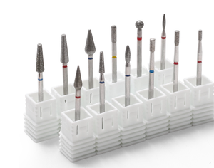 Kit professionnel de soin des cuticules avec embout de perceuse à ongles diamantée pour manucure, pédicure, ponçage, polissage et élimination des peaux mortes en salon - Product Image 1