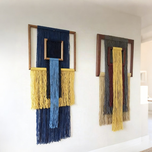 Arte Mural Tejido en Capas con Marco Geométrico, Decoración Moderna de Mediados de Siglo, Estilo Neutral para Espacios Contemporáneos - Product Image 2