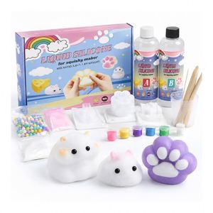 Goma Líquida Blanda, Cartón de Regalo, Moldes de Animales al por Mayor, Perlas de Pigmento, Recipientes de Medición, Varillas Mezcladoras, Set Personalizado - Product Image 1