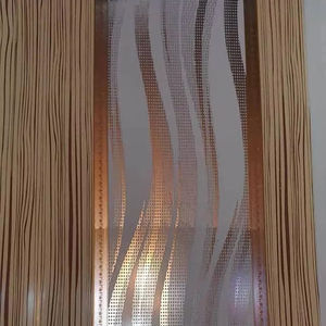 Tablero de techo de PVC decorativo para interiores de China, Panel de PVC marrón de <span class=keywords><strong>madera</strong></span> laminada para sala de estar - Product Image 2