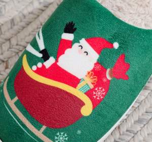 Pas de MOQ Faites Votre Propre Conception Doux Hiver Fuzzy Maison Maison Unisexe Coton Arbre De Noël Thème Pantoufles En Gros - Product Image 3