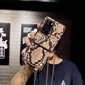 Étui de protection de luxe <span class=keywords><strong>avec</strong></span> porte-cartes et <span class=keywords><strong>chaîne</strong></span> bandoulière pour iPhone et <span class=keywords><strong>coque</strong></span> de téléphone portable <span class=keywords><strong>Samsung</strong></span> - Product Image 3