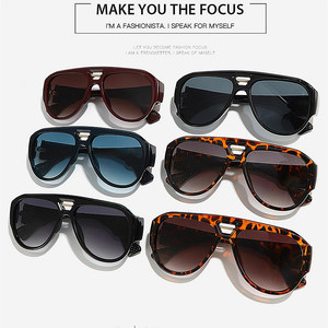 Lunettes de soleil surdimensionnées de style aviateur avec logo personnalisé, monture large vintage 2026, double pont, protection UV400, pour hommes et femmes - Product Image 5