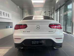 Mercedes-Benz GLC Coupé 2018 GLC Importado GLC 200 4MATIC Coupé SUV de Alta Velocidad Gasolina Auto Usado 5 Puertas 5 Plazas SUV - Product Image 5