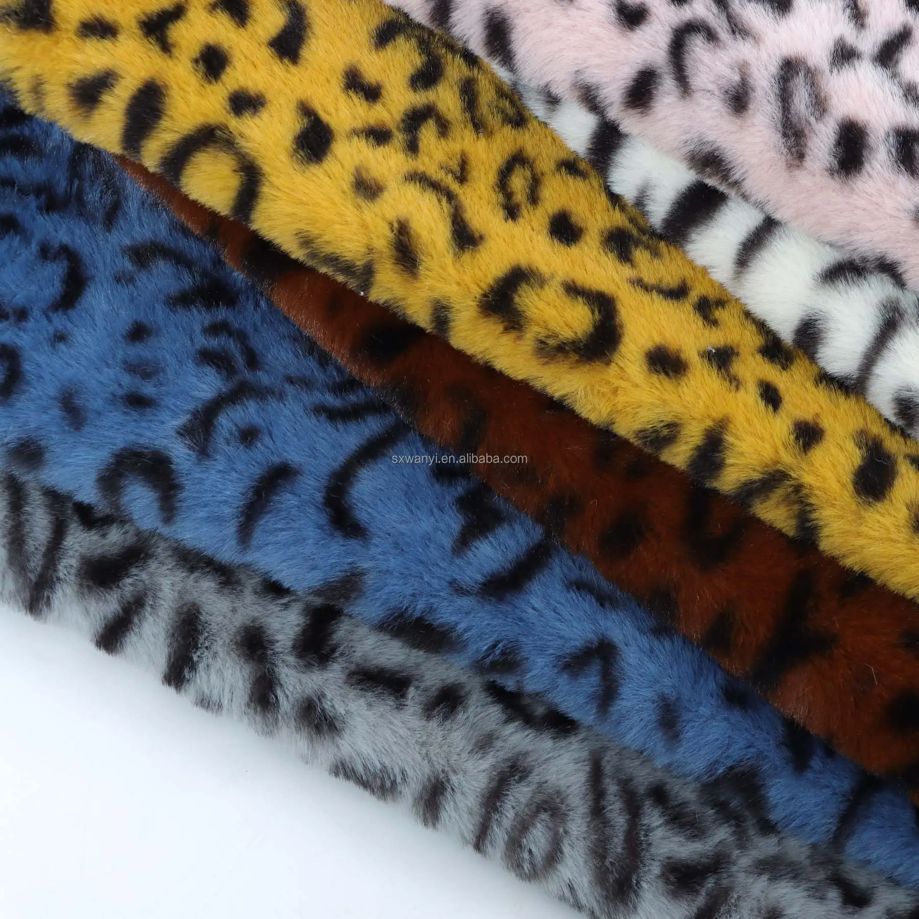 Leopard Soft Faux Rabbit Fur Printing Shoes Fleece Fabrics 100Polyester Surskit Plush Fabric For Garment Fashion Velvet Fabric