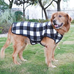 थोक उच्च गुणवत्ता वाले कुत्ते जैकेट शीतकालीन प्लेड कुत्ते 2023 फैशन डिजाइन गर्म सर्दियों के पालतू कोट कपड़े कुत्ते - Product Image 3