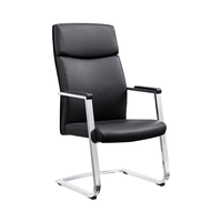 Chaise de direction moderne, design ergonomique, dossier réglable en hauteur, structure en fer, siège en cuir synthétique et mesh, accoudoirs, bureau