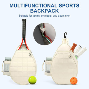 La nueva bolsa de tenis tiene capacidad para 2 raquetas de tenis. Es una bolsa cruzada acolchada con correa impermeable y un bolsillo de seguridad. - Product Image 5