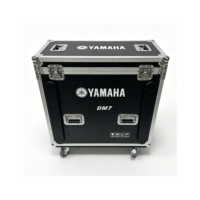 Flight case robuste sur mesure pour console de mixage numérique YAMAHA DM7 avec couvercle rabattable, 3 portes et 4 roues