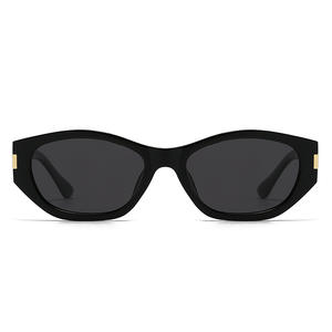 Nuevas gafas de sol polarizadas para mujer, montura negra, protección UV400, lentes TAC, material de PC, YC11340 - Product Image 3