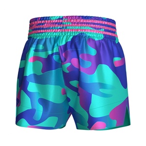 Shorts de Muay Thai professionnels durables pour l'entraînement et la compétition, en violet, pour la boxe thaïlandaise et les arts martiaux. - Product Image 4