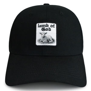 Gorra Clásica Negra Personalizada de 6 Paneles con Hebilla Dorada de Cobre y Bordado Temático de Cordero, para Uso Diario y Casual - Product Image 1