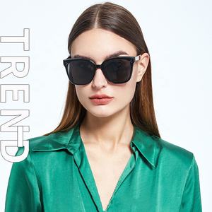Gafas <span class=keywords><strong>de</strong></span> <span class=keywords><strong>Sol</strong></span> <span class=keywords><strong>de</strong></span> Estilo Coreano para <span class=keywords><strong>Mujer</strong></span>, TR90, Diseño <span class=keywords><strong>de</strong></span> <span class=keywords><strong>Moda</strong></span>, Gafas <span class=keywords><strong>de</strong></span> <span class=keywords><strong>Sol</strong></span> <span class=keywords><strong>de</strong></span> Marca Famosa para Hombre, <span class=keywords><strong>Lentes</strong></span> <span class=keywords><strong>de</strong></span> Nailon, Montura Grande, Disponibles en Existencia - Product Image 2