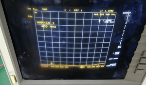 Antena de Estación Base para Exteriores de Alto Rendimiento UHF 400-470MHz, Plegable, con 4 Dipolos en Arreglo Apilado y Divisor de Potencia de 4 Vías - Product Image 5