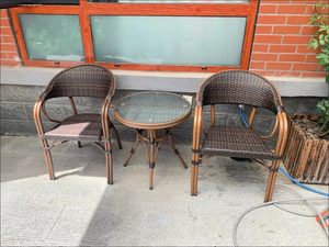 Set di Sedie e Tavolo <span class=keywords><strong>da</strong></span> Esterno in Stile Vintage Francese per Giardino e <span class=keywords><strong>Balcone</strong></span>, Set Bistrot in Metallo e Rattan per Caffè - Product Image 5