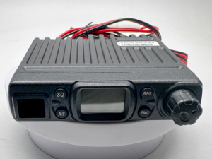 Radio CB Portatile AM/FM 27 MHz con S-Meter e VOX, Logo Personalizzato Germania, Ricetrasmittente per Auto, Raggio di Comunicazione 10km, Modalità VOX 25km - Product Image 3
