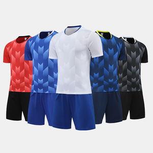 新款高品质定制足球服运动吸汗训练足球服 - Product Image 1