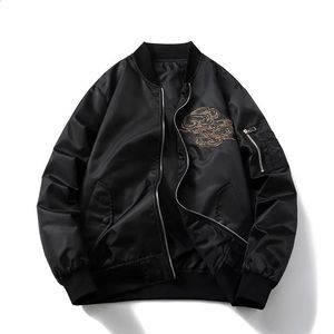 <span class=keywords><strong>Giacca</strong></span> Bomber Sottile <span class=keywords><strong>Nera</strong></span> Ricamata Personalizzata all'Ingrosso con Motivo Drago in Stile Cinese per Uomo e Donna - Product Image 1