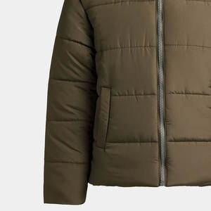 Chaqueta Acolchada de Lona para Hombre, Estilo Urbano, de Alta Calidad, Transpirable, de Poliéster, con Cuello Alto y Logotipo Frontal Personalizado - Product Image 4