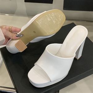 Sandales d'été 2025 pour femmes à talons hauts en cuir véritable, style mules à bout ouvert, rehaussantes, noires, à talon épais et confortables - Product Image 6